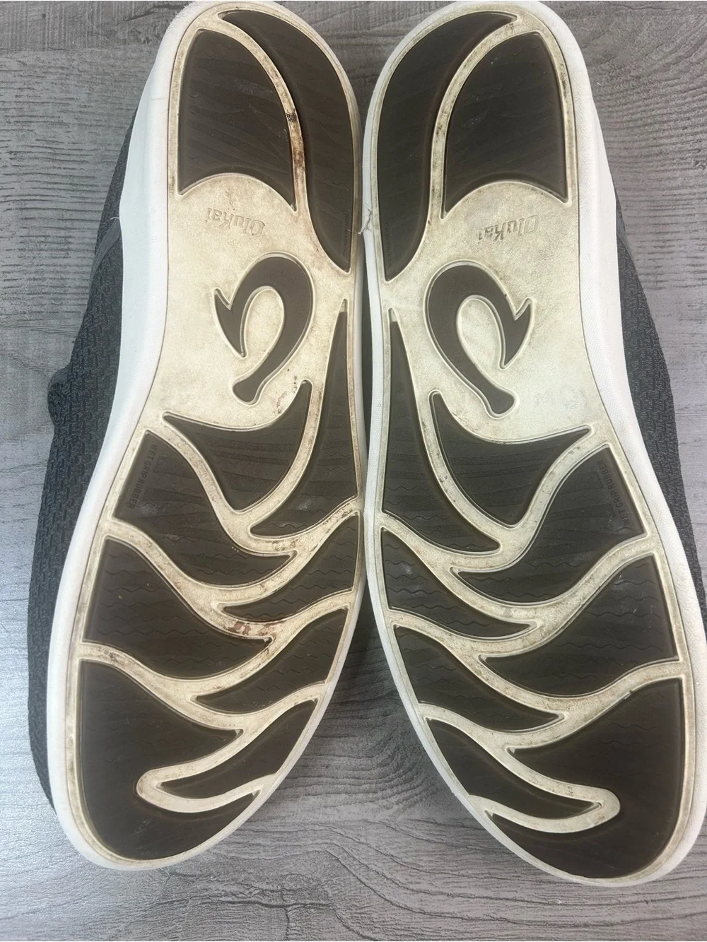 OluKai Men’s Gray Mesh Slip-On Comfort Sneakers Shoes Size 12